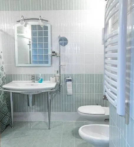 Διαμέρισμα Very Spacious & Modern 3bed Near Airport & Centre *